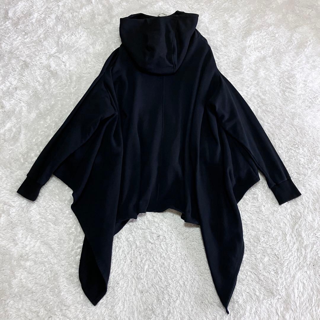 美品 ha | za | ma ハザマ なびくパーカー ブラック ポンチョ