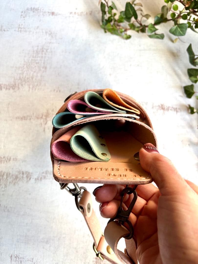 ヌメ革ナチュラルハラコカウのシザーケース