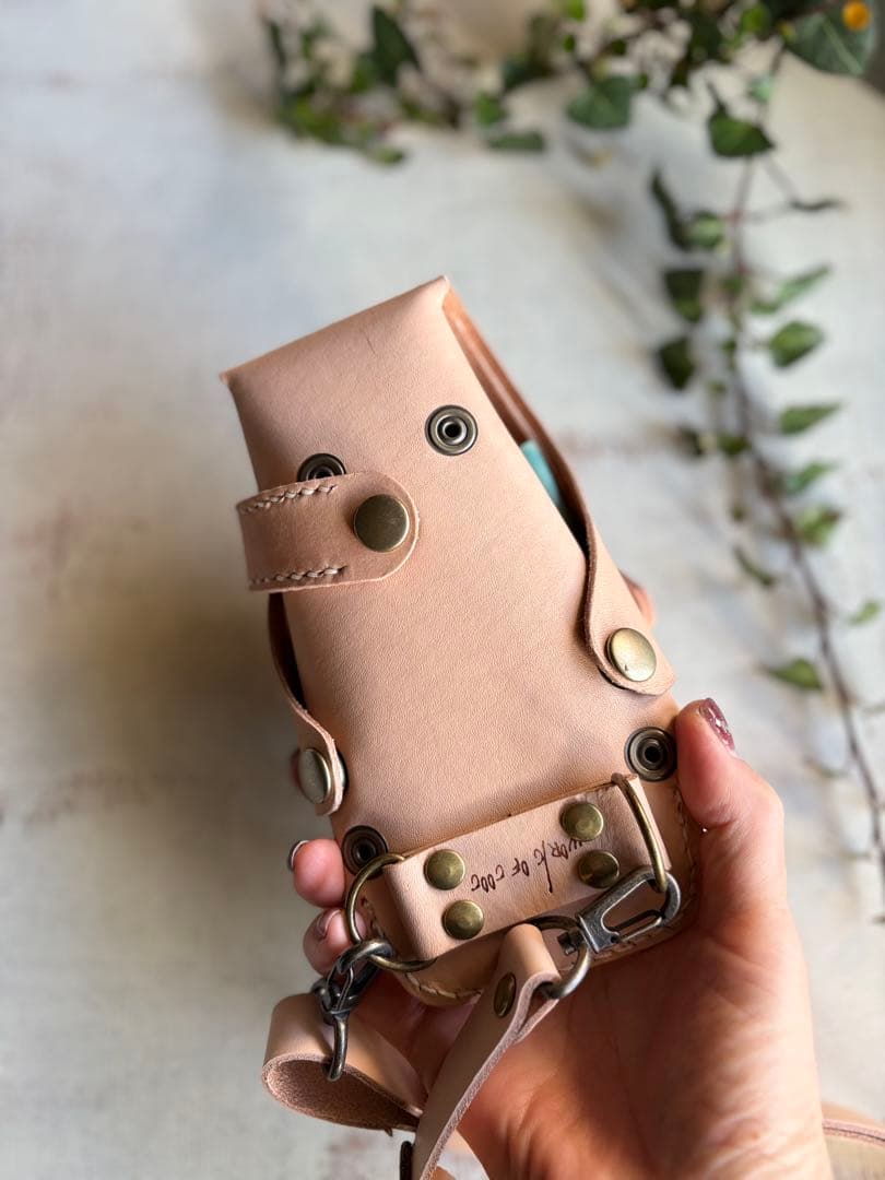 ヌメ革ナチュラルハラコカウのシザーケース