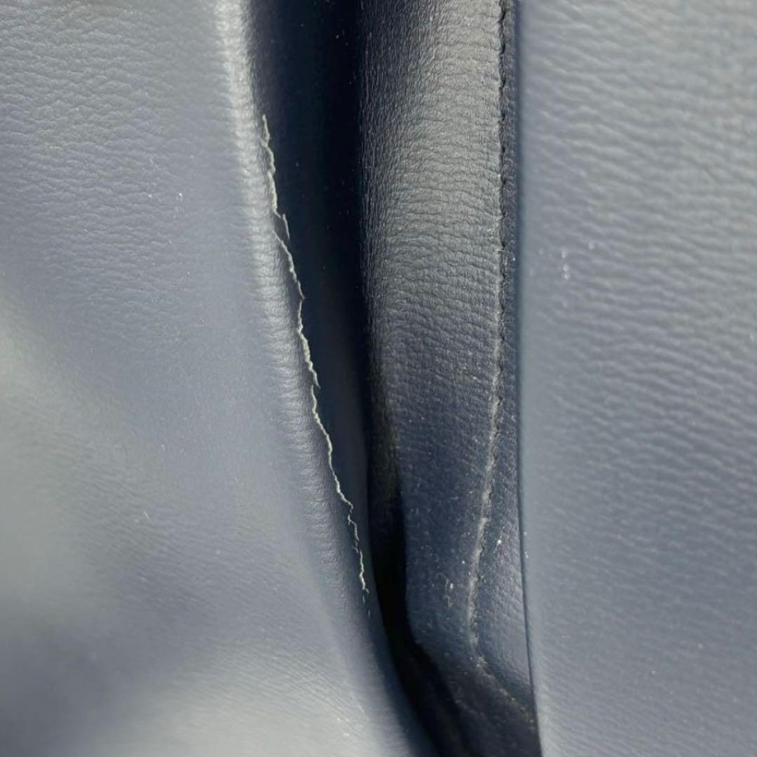 BALLY バリー 紺色　ネイビートートバッグ　ビジネスバッグ レザー 大きめ