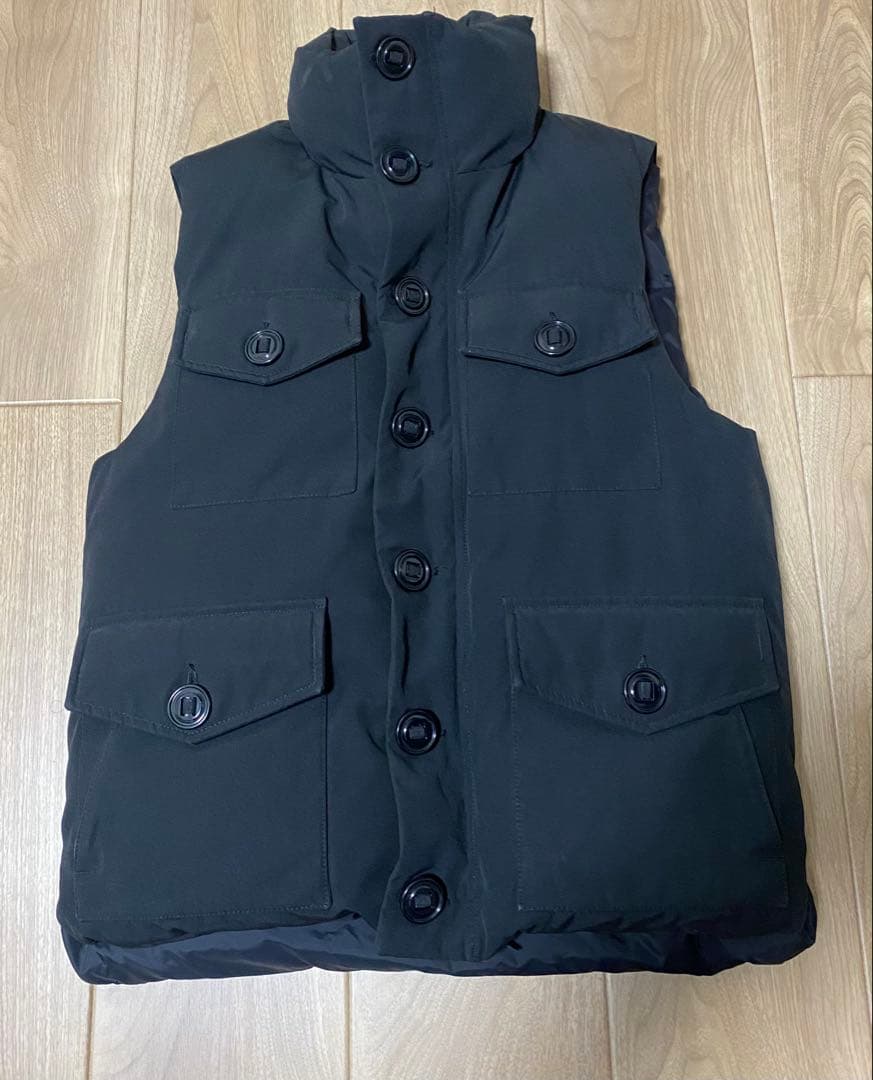 T*☆様 カナダグース モントリオール ダウンベスト M 黒