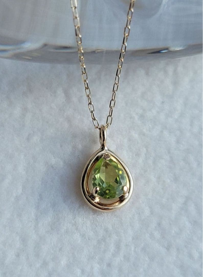 ツツミ　ペリドット　しずく型　ネックレス　K10　イエローゴールド