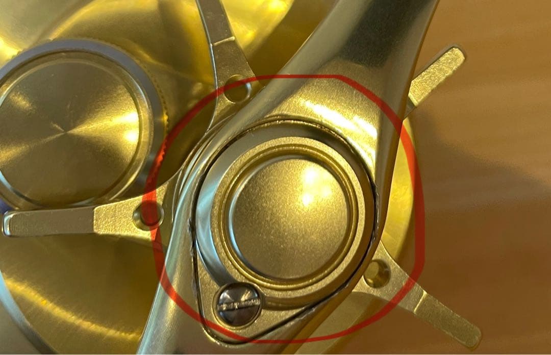 シマノ 14 カルカッタコンクエスト 200 ノーマルギア 右ハンドル 美品