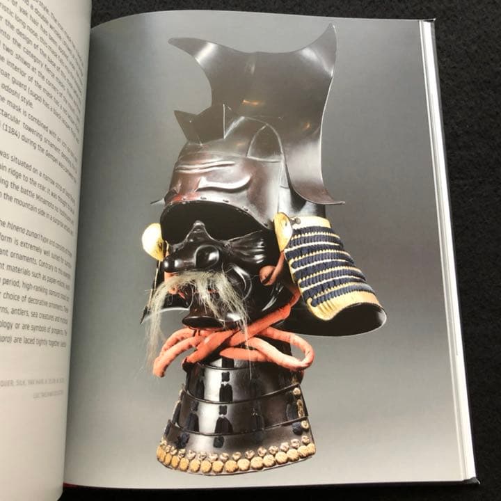 サムライの甲冑面 写真集 「Masked Warriors」