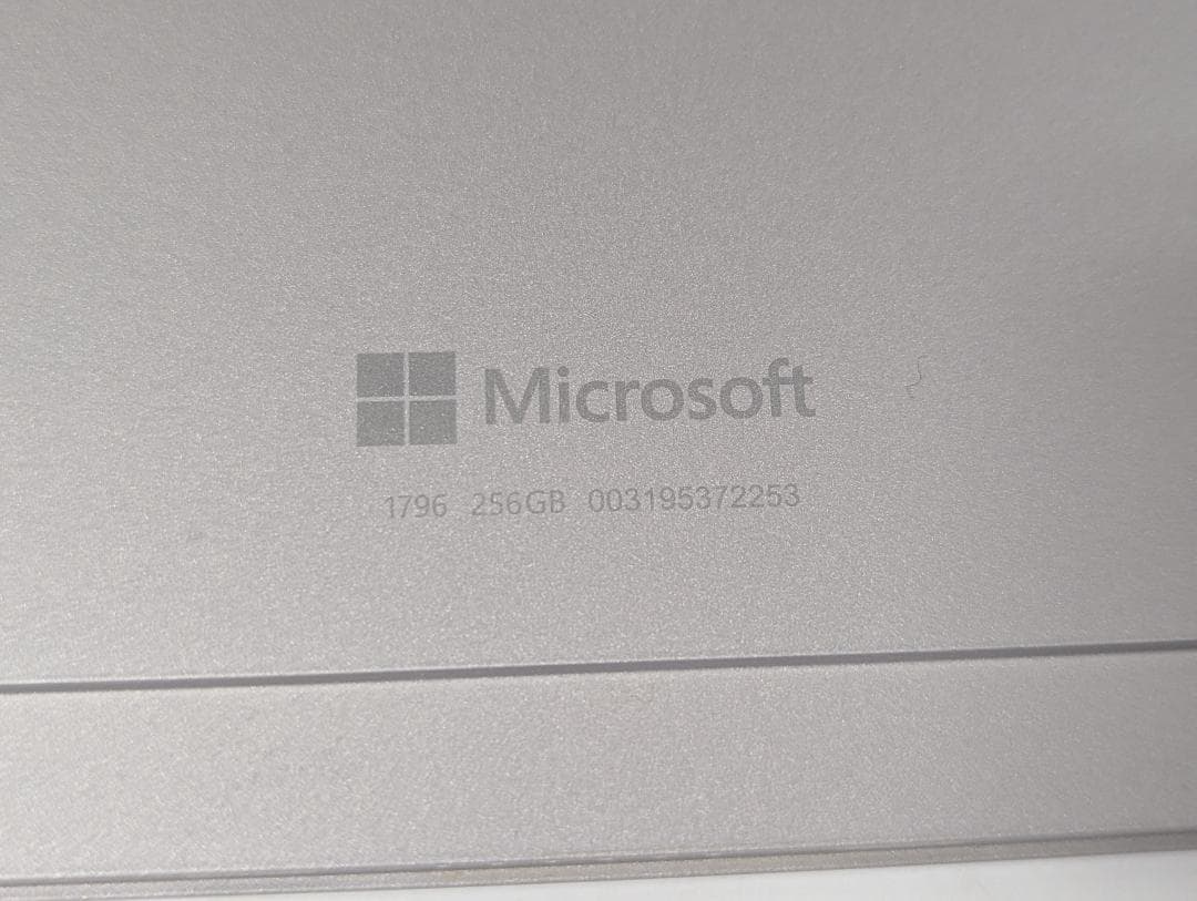 Windowsタブレット本体 Microsoft Surface Pro5 i5/256GB/8GB