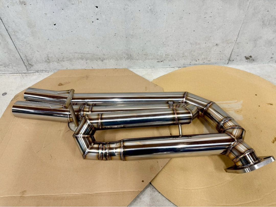 70カムリワンオフマフラーオリジナルストレートマフラーループマフラーAXVH70