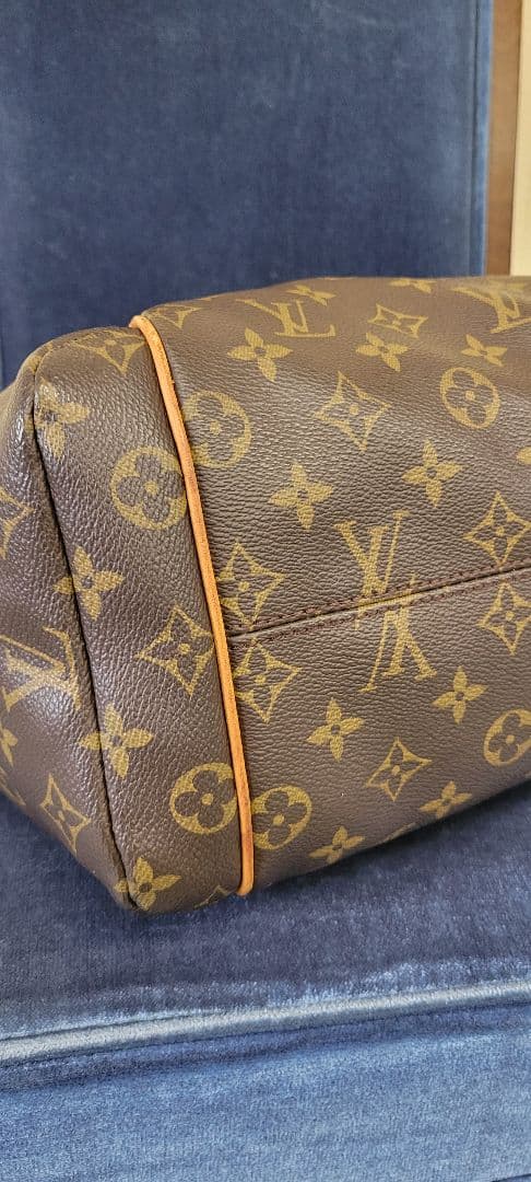 Louis Vuitton トータリー