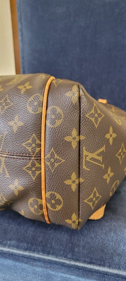 Louis Vuitton トータリー