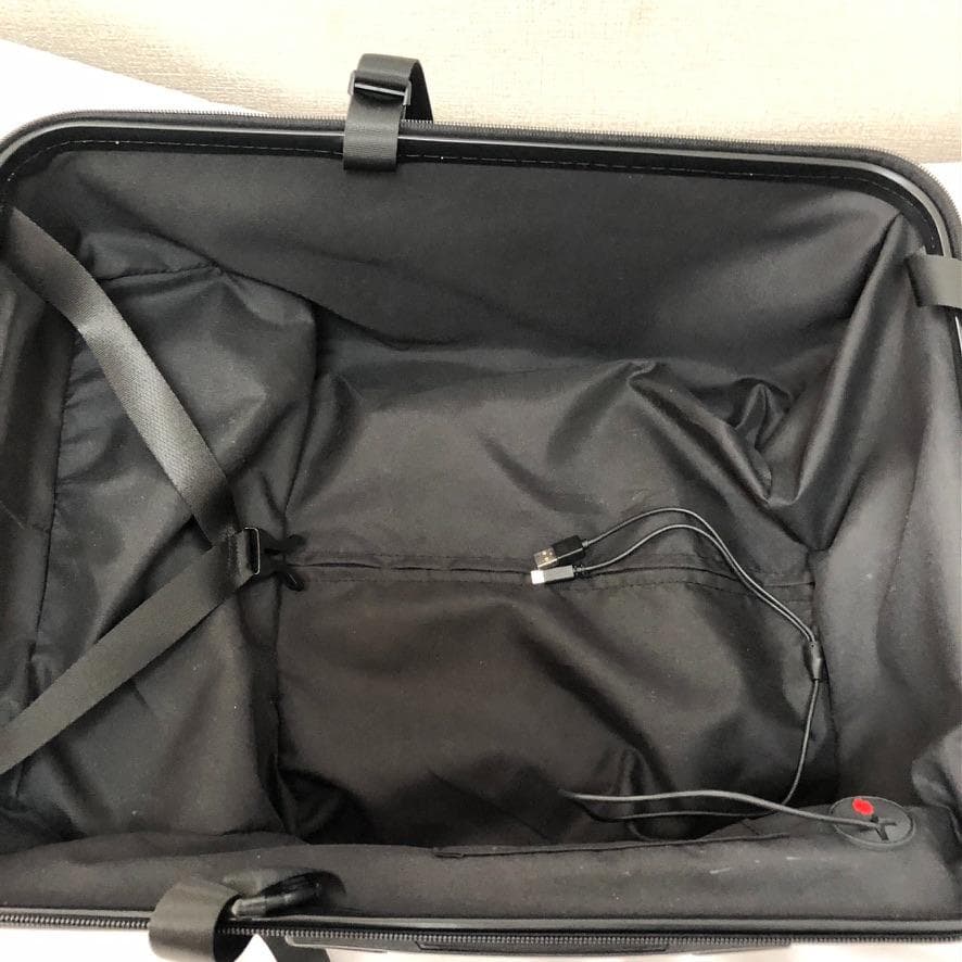 【中古】子供が乗れるキャリーケース キッズトラベルNEO ブラックZ9