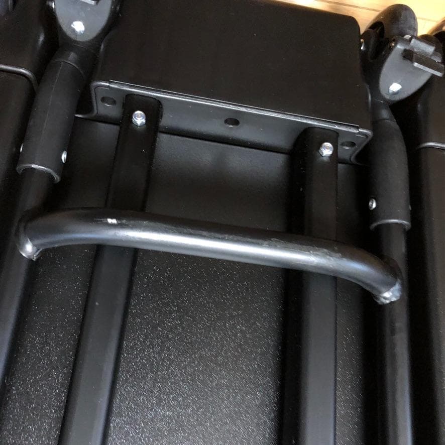 【中古】子供が乗れるキャリーケース キッズトラベルNEO ブラックZ9