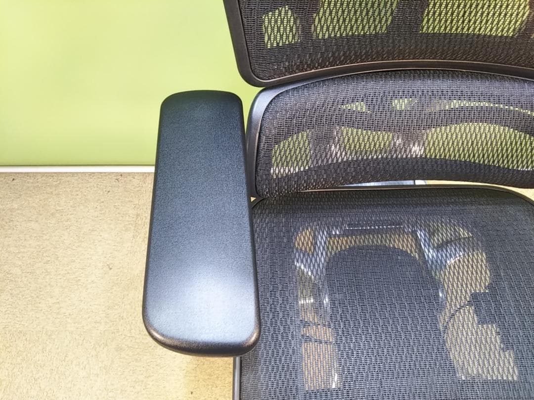 bh　エルゴヒューマン　プロ　ハイバック　アームパッド新品　ヘッドレスト後付け