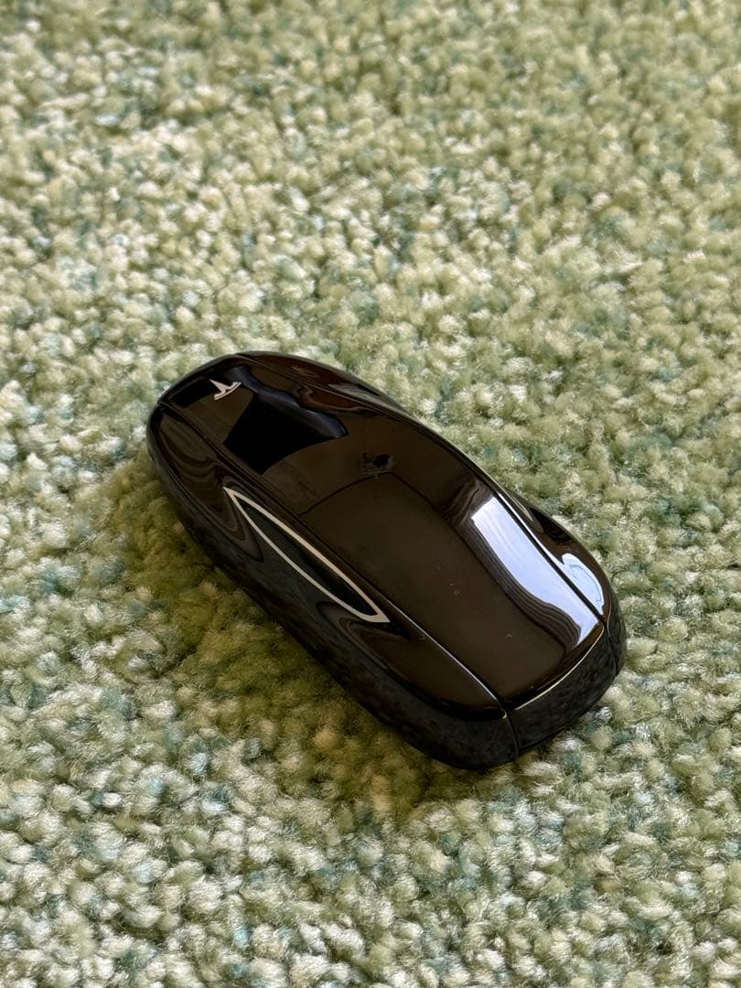 テスラ モデル3 キーフォブ