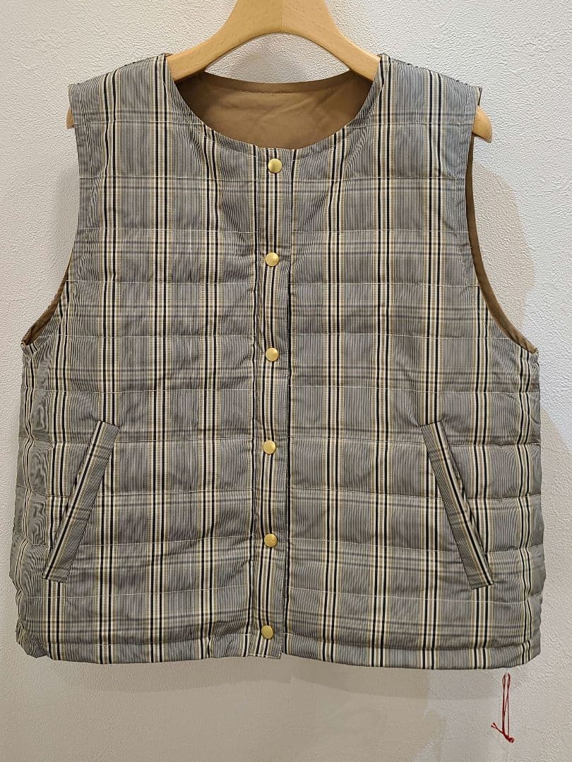 リバーシブル ダウンベスト