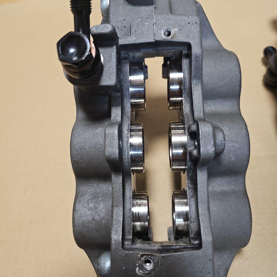 ZRX1100 TOKICO 6ポットブレーキキャリパー