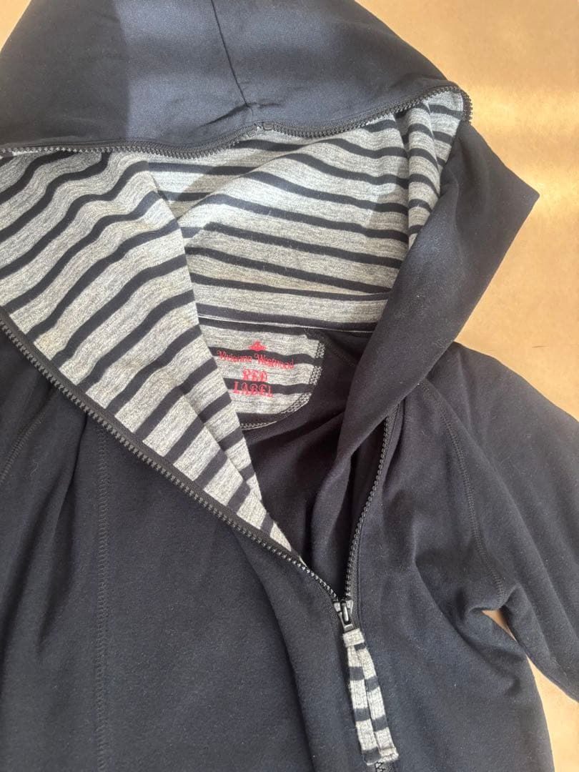 Vivienne Westwood　半袖ボーダーロングパーカー