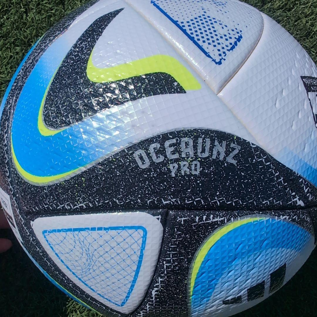 小*背様 adidas サッカーボール OCEAUNZ PRO