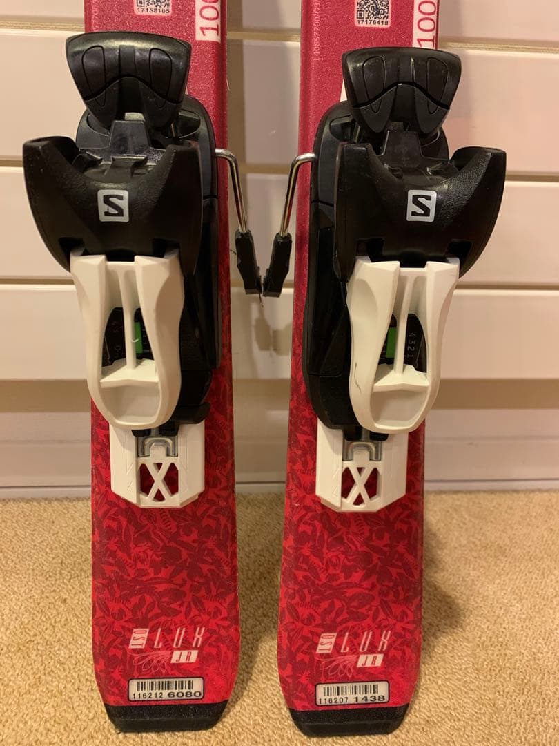 【100】ジュニアスキー板 SALOMON 2022（ピンク）
