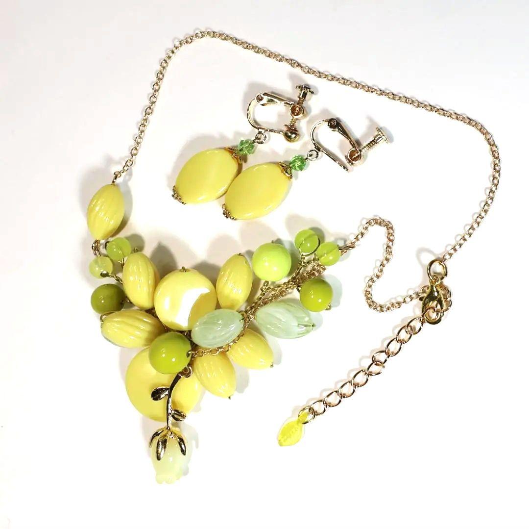 ネックレス5点とイヤリング5点