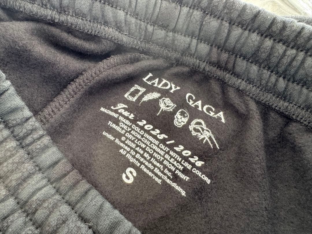 (新品)レディーガガ VIPGOLD 最前列 パンツS 〜最安値〜