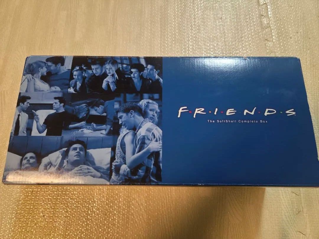海外ドラマ　FRIENDSフレンズ DVD ソフトシェルコンプリートボックス
