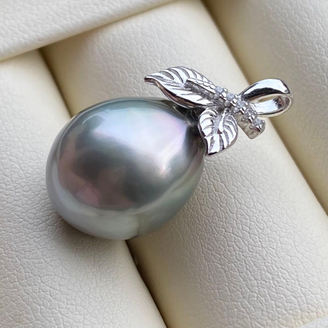 本真珠　南洋黒蝶真珠ネックレストップ　16.5*13.5グリーンブルーPT717