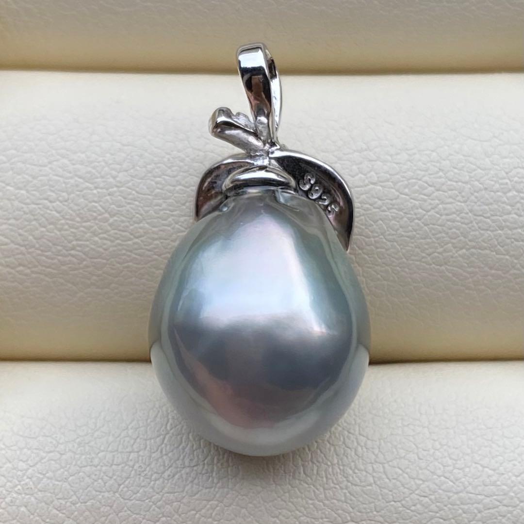 本真珠　南洋黒蝶真珠ネックレストップ　16.5*13.5グリーンブルーPT717