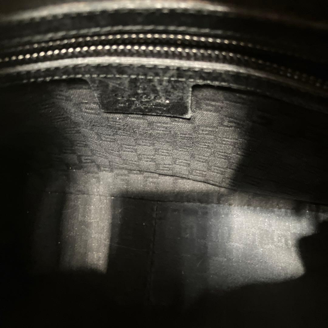 GUCCI 牛革&天然木 マットブラックのワンショルダーバッグ