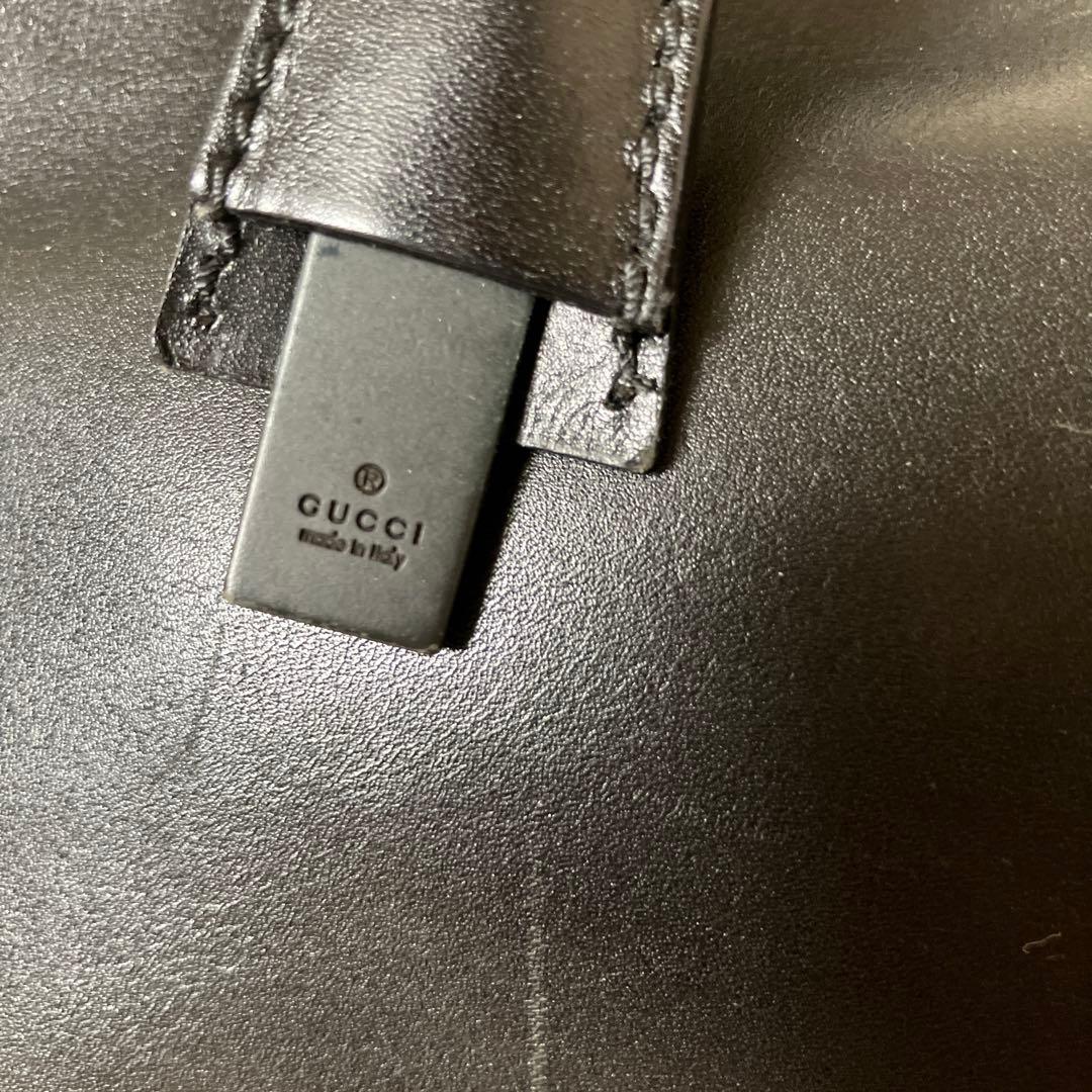 GUCCI 牛革&天然木 マットブラックのワンショルダーバッグ