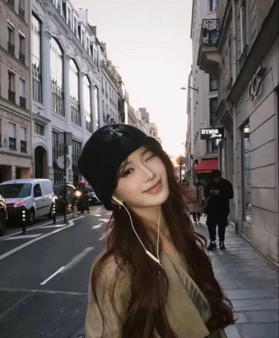 ニット帽　ビーニー　クロス　クロスモチーフ