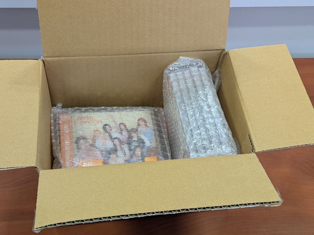 【新品未開封１０枚＋シリアルのみ１枚】NiziU 通常盤CD