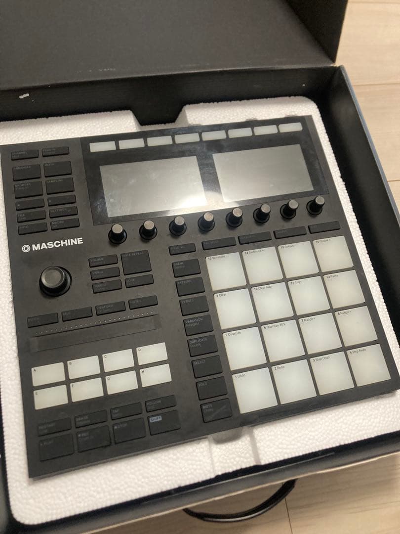 DTM・DAW Native Instruments MASCHINE