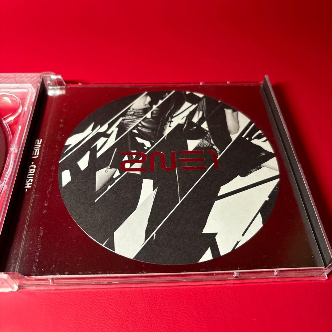 【輸入版】2NE1 CRUSH CD ボム トレカ付き