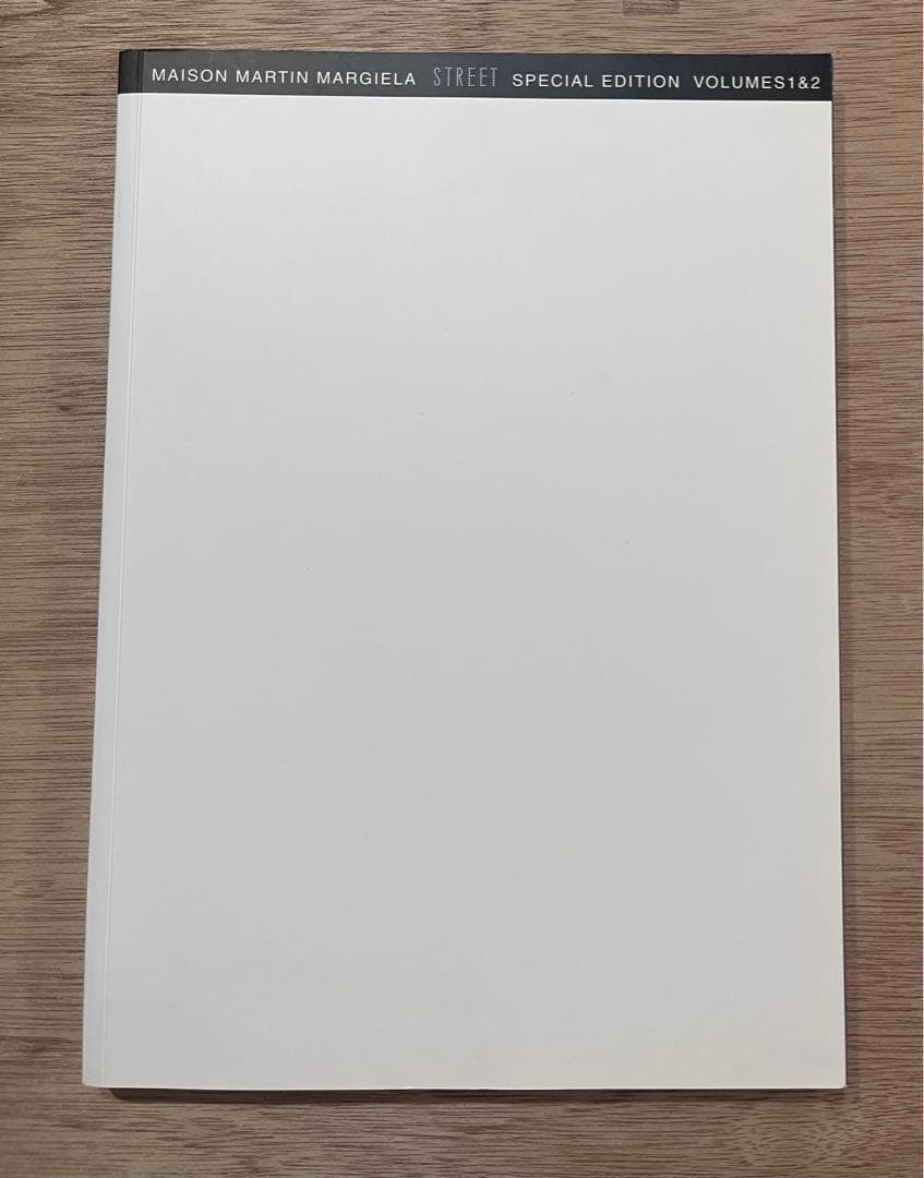 MARTIN MARGIELA Street マルタン・マルジェラ　ストリート