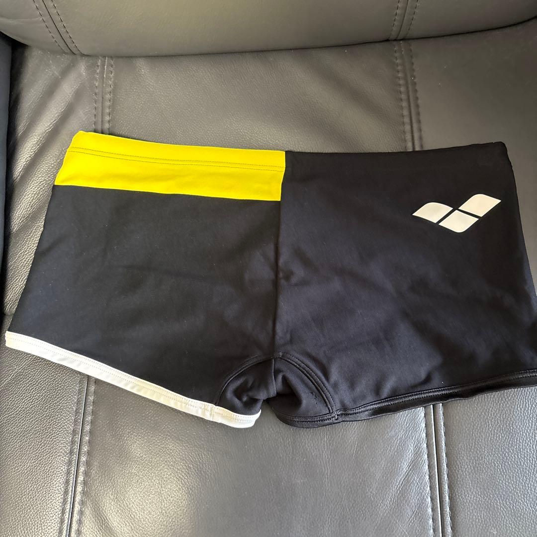 男子用水着　アリーナ２枚セット LとOサイズ