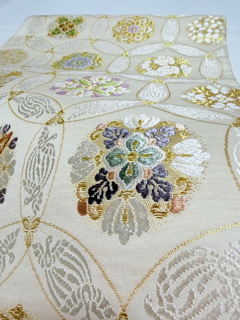 高級 袋帯 正絹 六通柄 七宝柄 ホワイト シルバー 唐織 訪問着