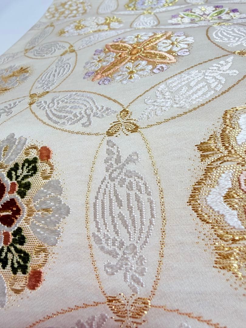 高級 袋帯 正絹 六通柄 七宝柄 ホワイト シルバー 唐織 訪問着