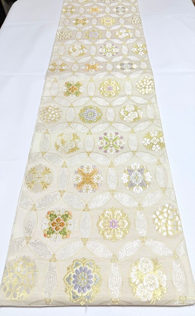 高級 袋帯 正絹 六通柄 七宝柄 ホワイト シルバー 唐織 訪問着