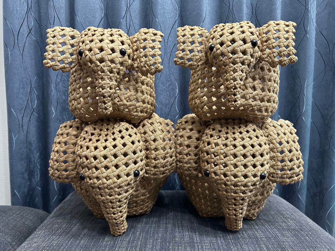 ダンプママです。パグ犬3兄弟　エコクラフト クラフトバンド　小物入れ