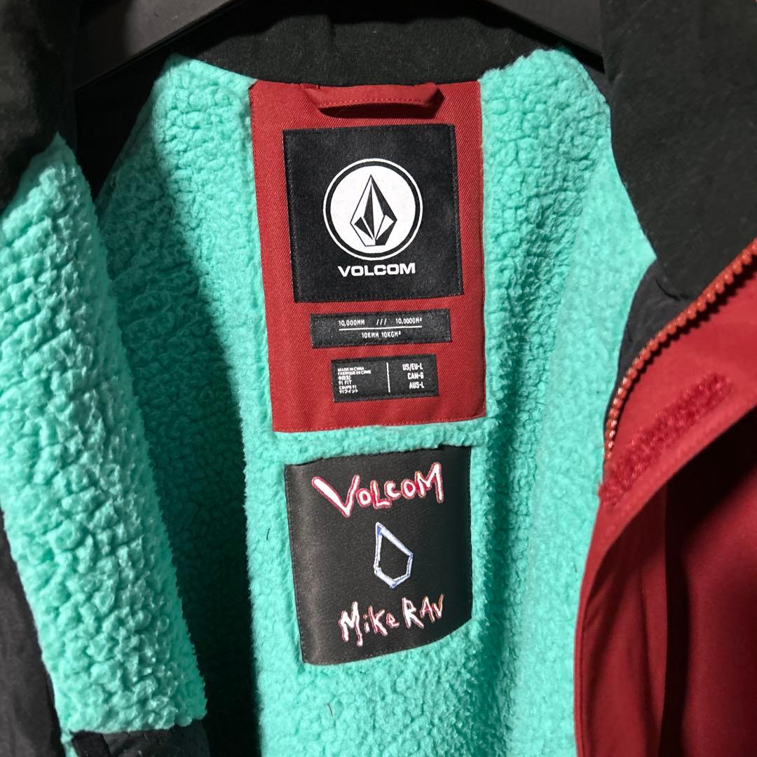 値下げしました！VOLCOM スノーウェア