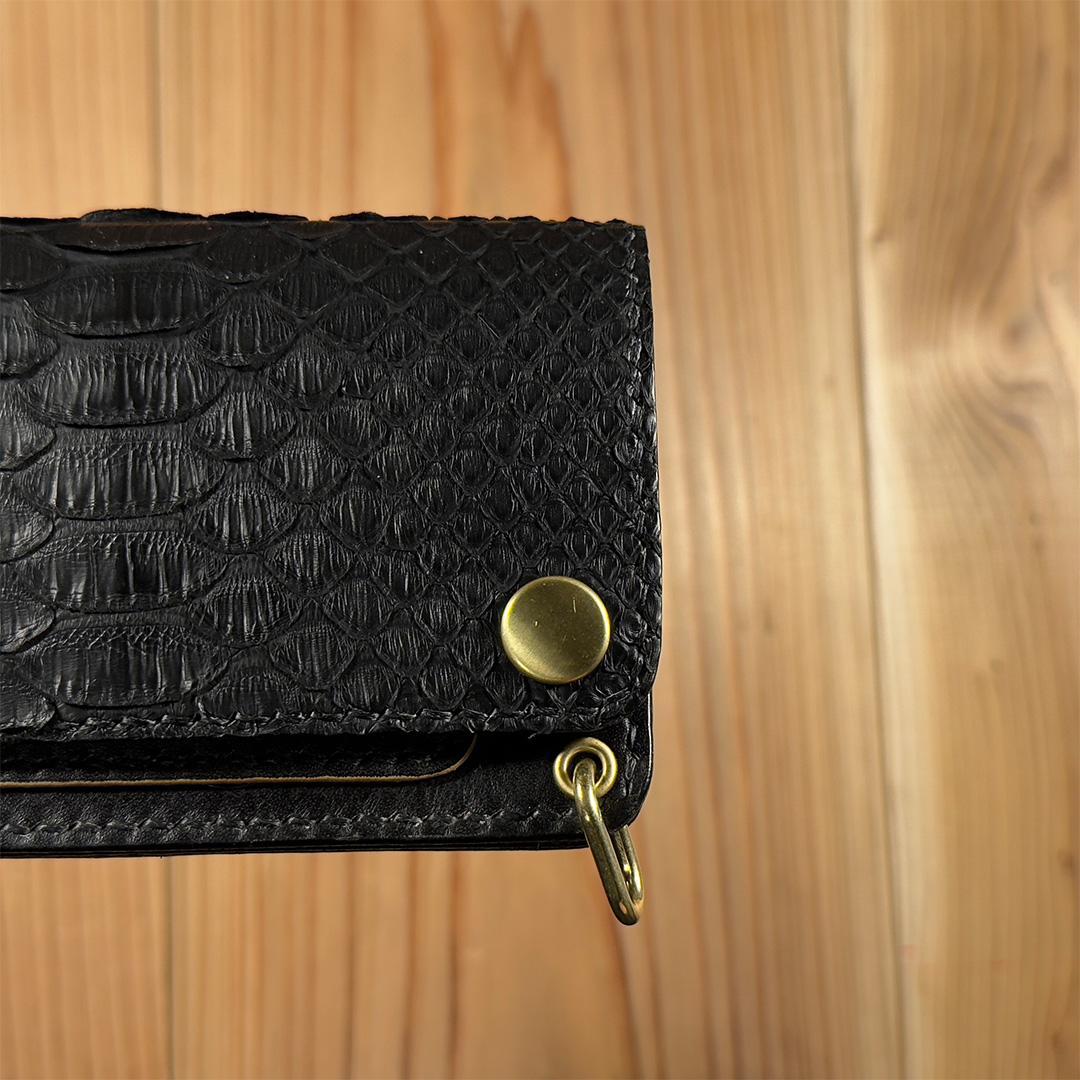 【限定生産】ミドルトラッカーウォレット｜ダイヤモンドパイソン×丘染めヌメ革