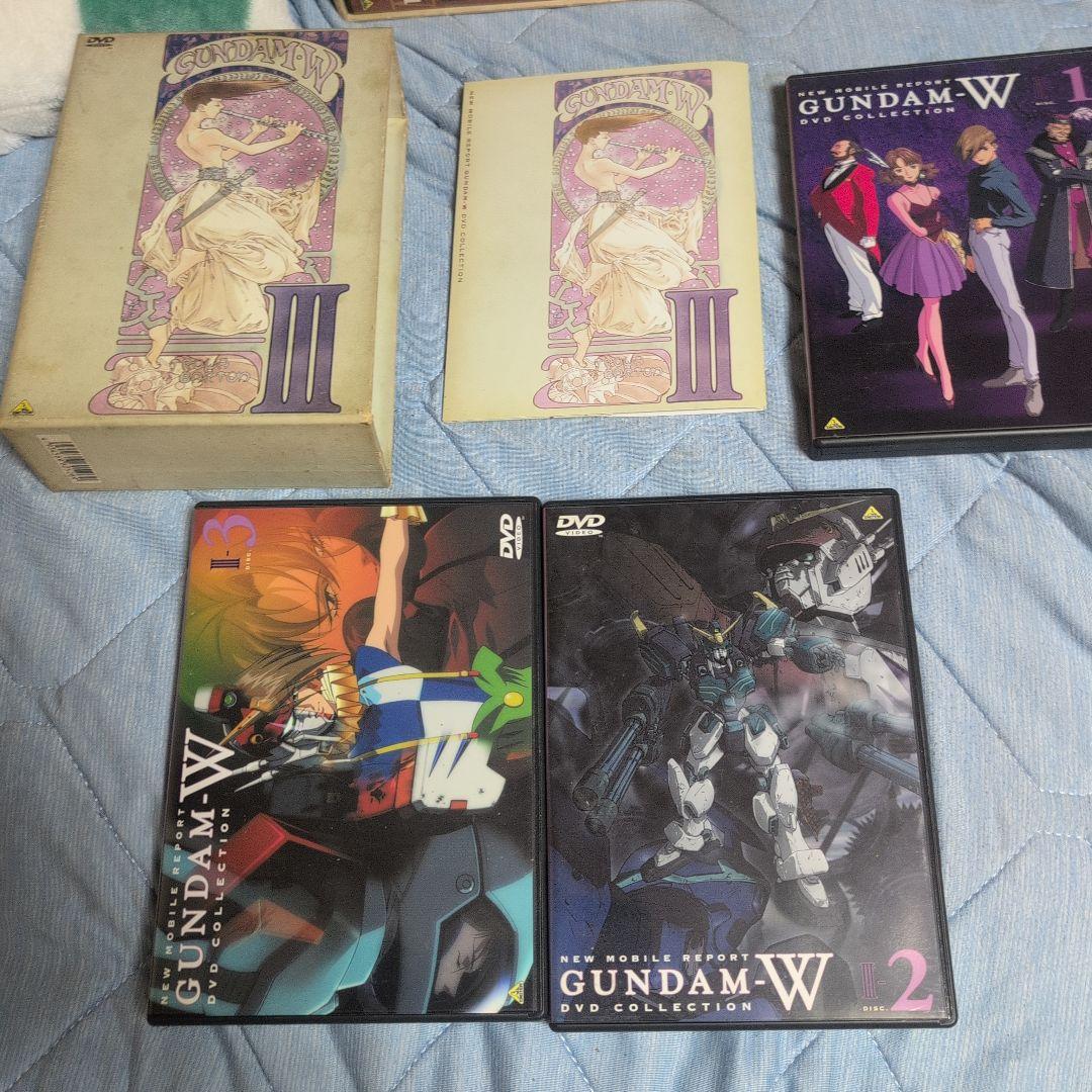 新機動戦記ガンダムW DVDコレクション本編4巻と特別編