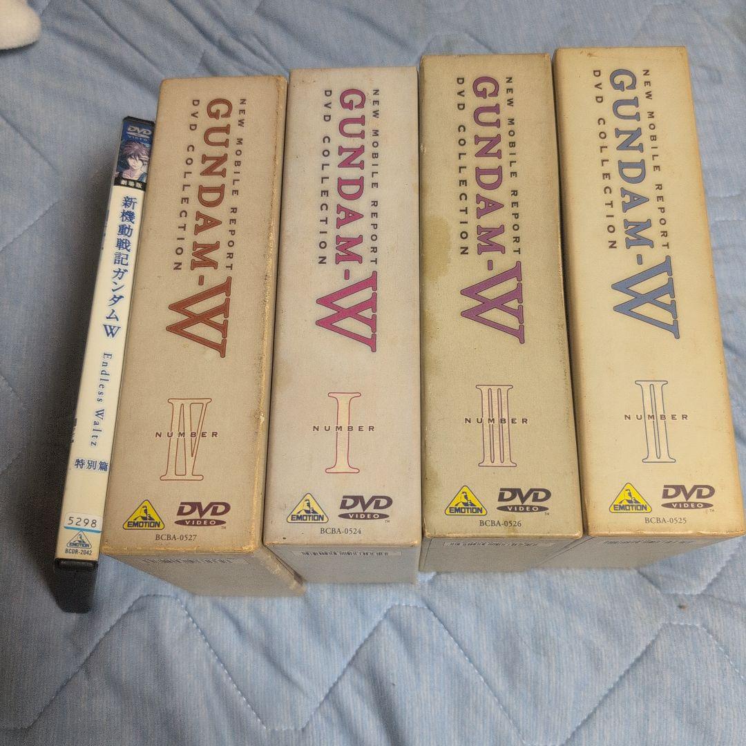 新機動戦記ガンダムW DVDコレクション本編4巻と特別編