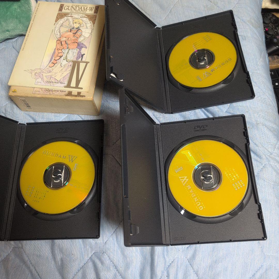 新機動戦記ガンダムW DVDコレクション本編4巻と特別編