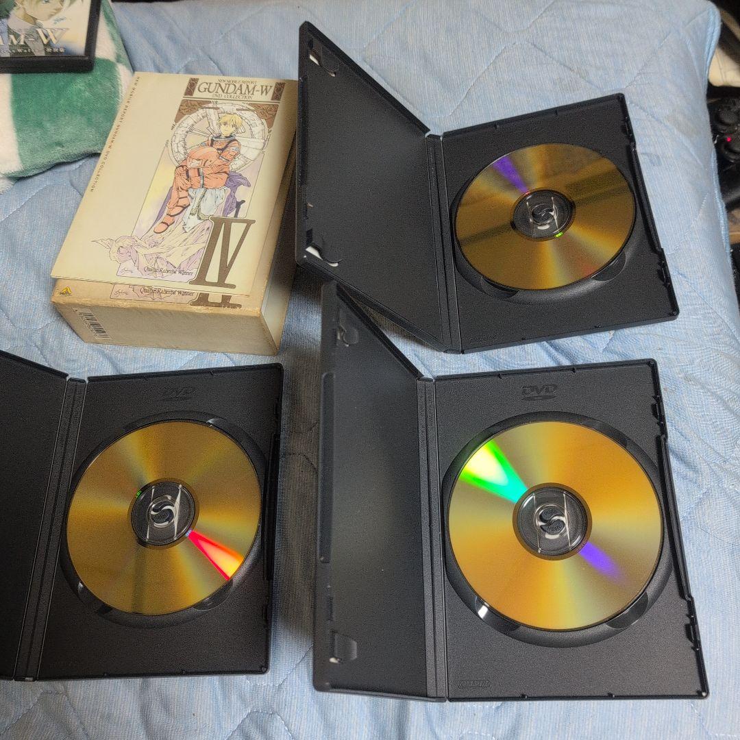新機動戦記ガンダムW DVDコレクション本編4巻と特別編