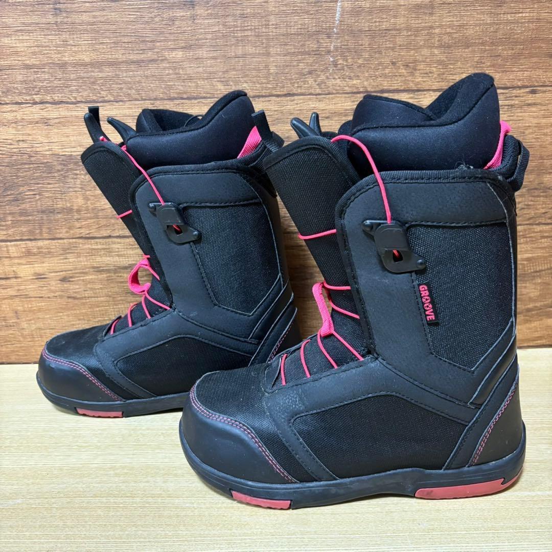 SWIVEL スウィベル　レディース　スノーボード 4点　142cm かわいい