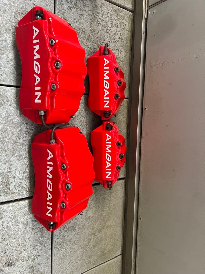 AIMGAIN ロゴ入り ブレーキキャリパー カバー赤 4個セット