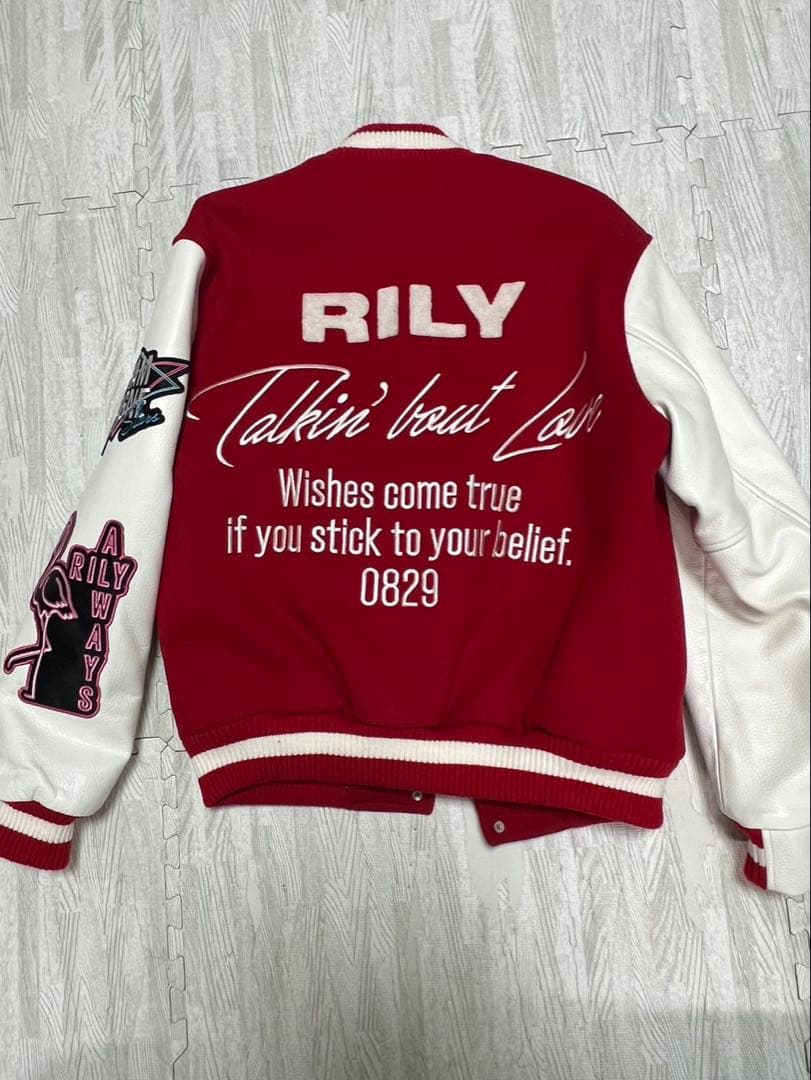 レッド スタジャン RILY刺繍入り　今市隆二　超幻