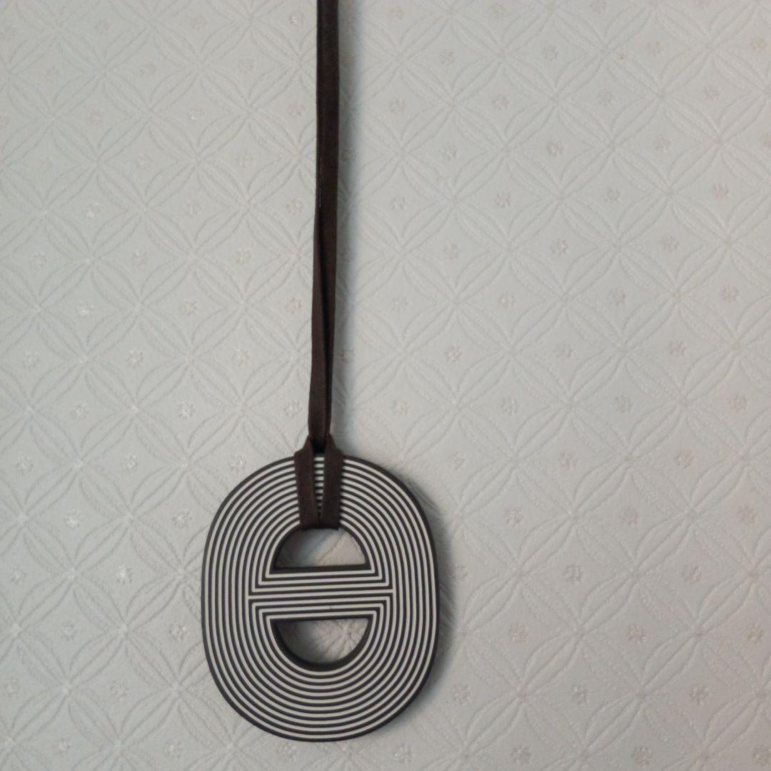 HERMÈS ストライプデザイン ネックレス