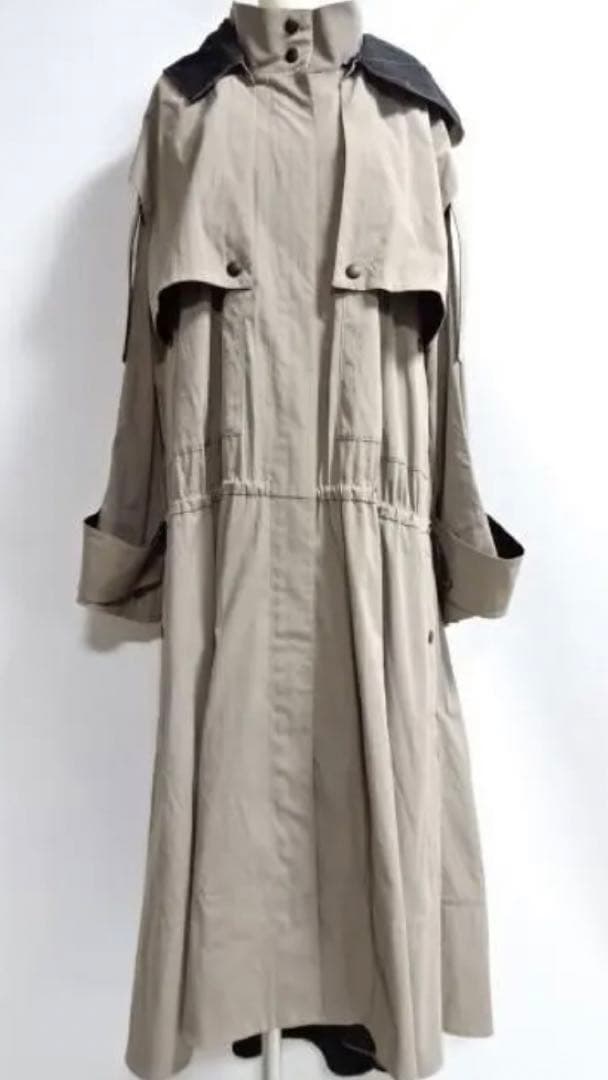 アドーア　ドライナイロンコート　36
