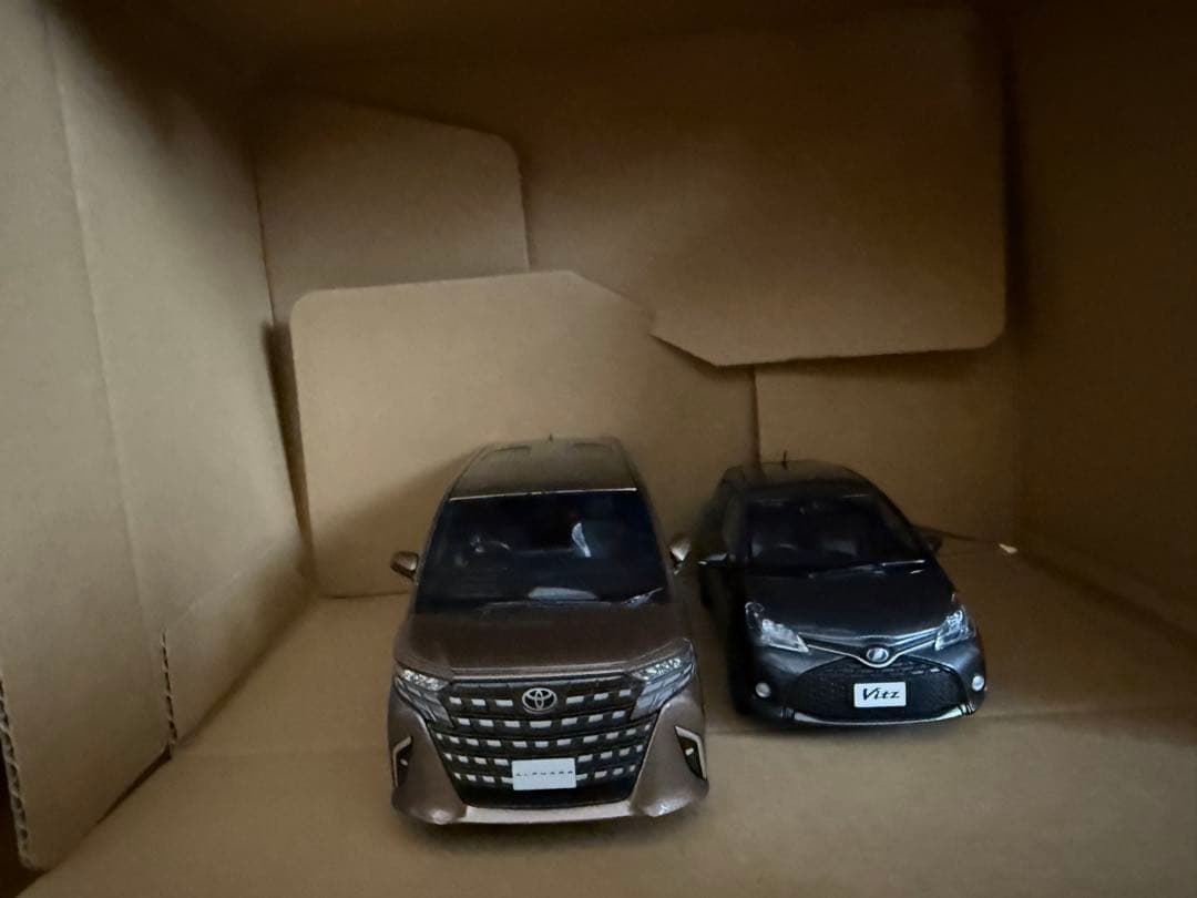 ア*ァ様 トヨタカラーサンプル4台セット